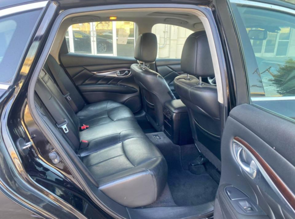 2012 Infiniti M37 - Image 2