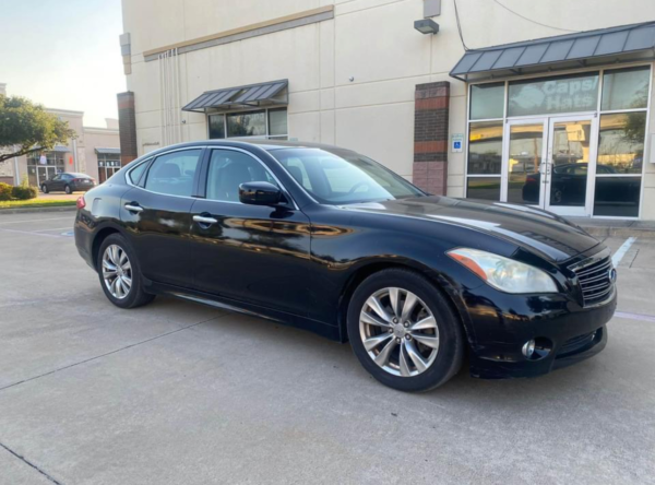 2012 Infiniti M37 - Image 3