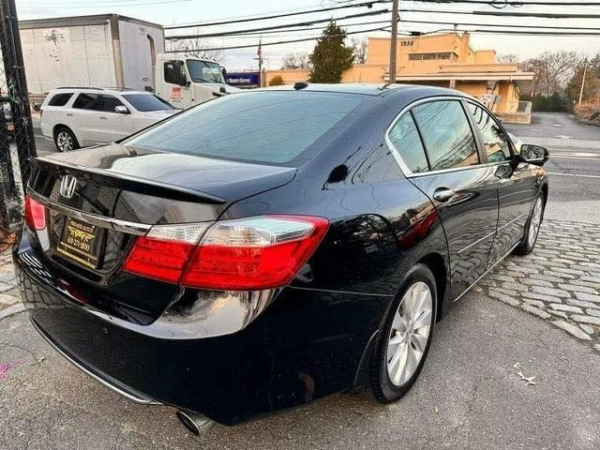 2014 Honda Accord EX-L - Image 2