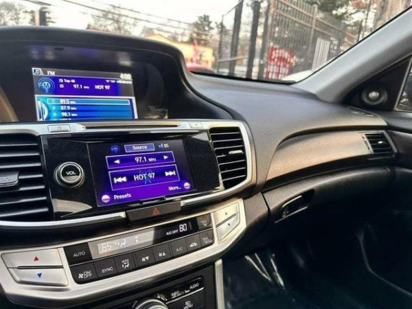 2014 Honda Accord EX-L - Image 3