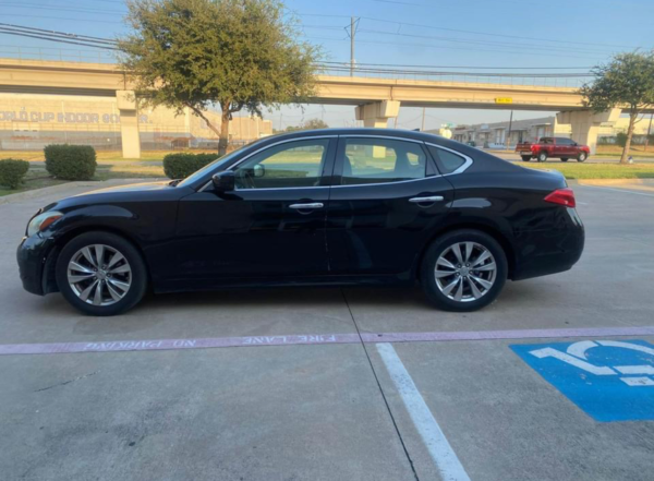 2012 Infiniti M37 - Image 5