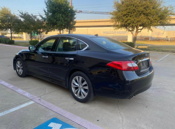 2012 Infiniti M37 - Image 6
