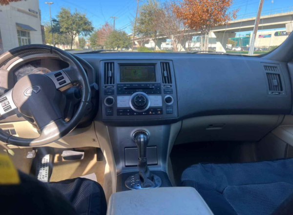 2006 Infiniti FX35 - Image 8