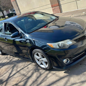 2012 Toyota Camry • SE Sedan 4D