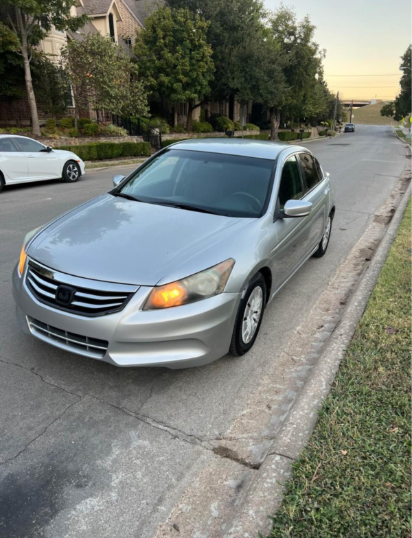 2012 Honda Accord • EX Sedan 4D - Image 2