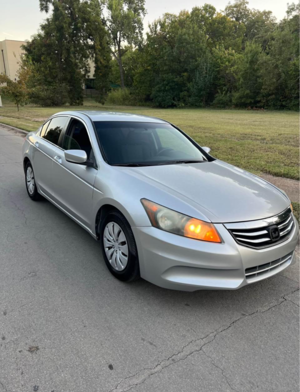 2012 Honda Accord • EX Sedan 4D - Image 3