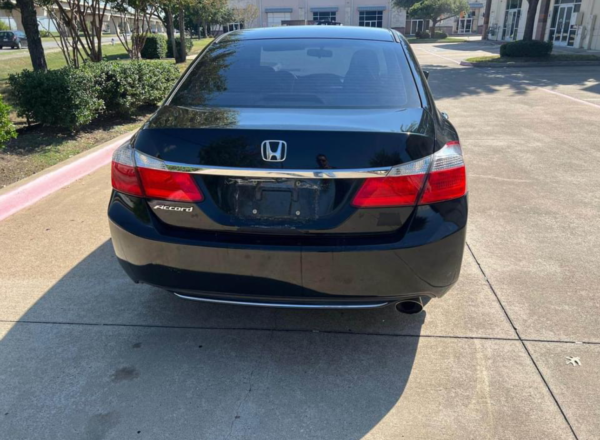 2014 Honda Accord • LX Sedan 4D - Image 5
